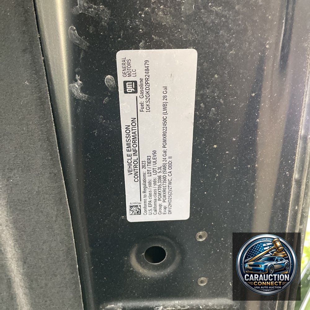 2023 GMC Yukon XL SLT