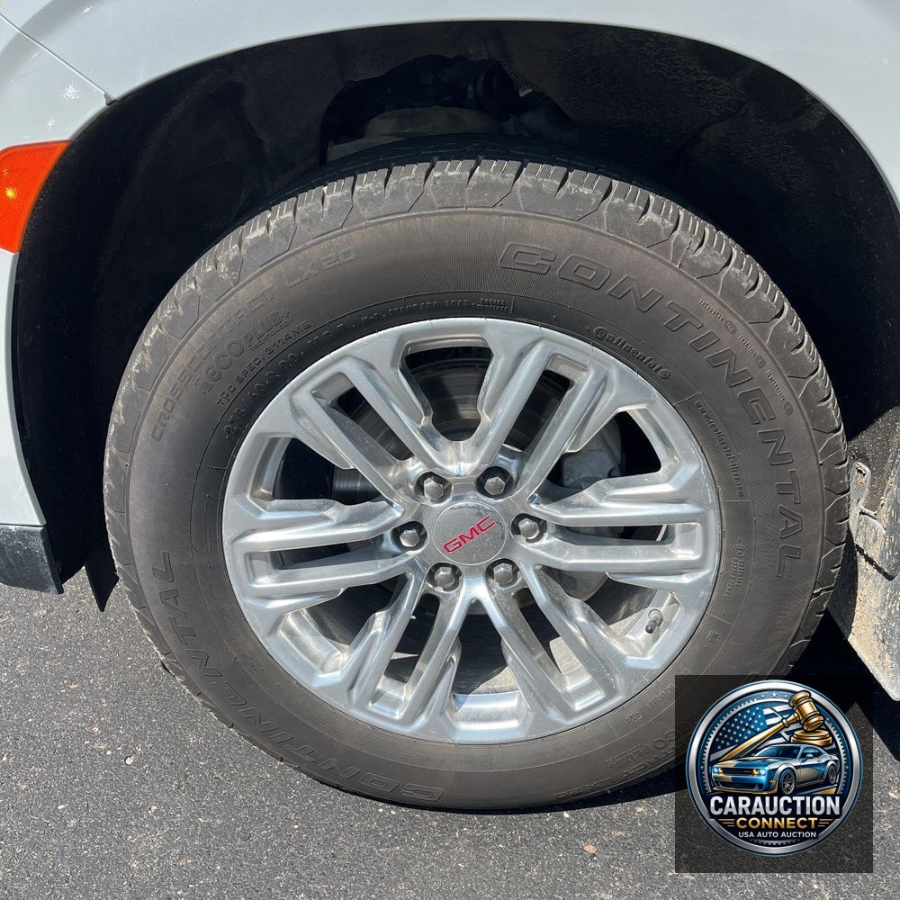 2023 GMC Yukon XL SLT