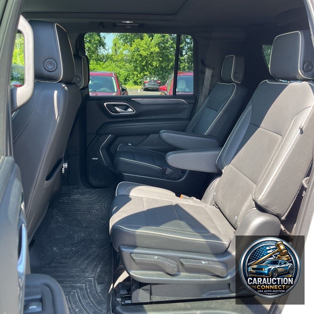 2023 GMC Yukon XL SLT