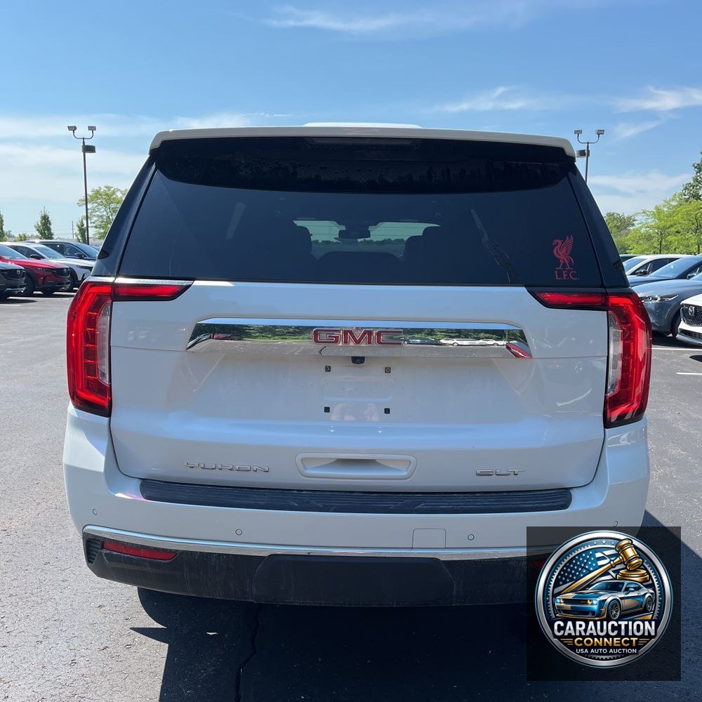 2023 GMC Yukon XL SLT