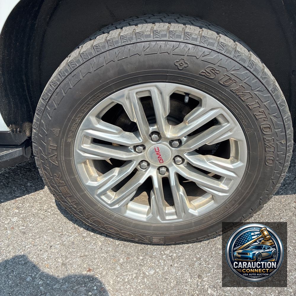 2022 GMC Yukon XL SLT