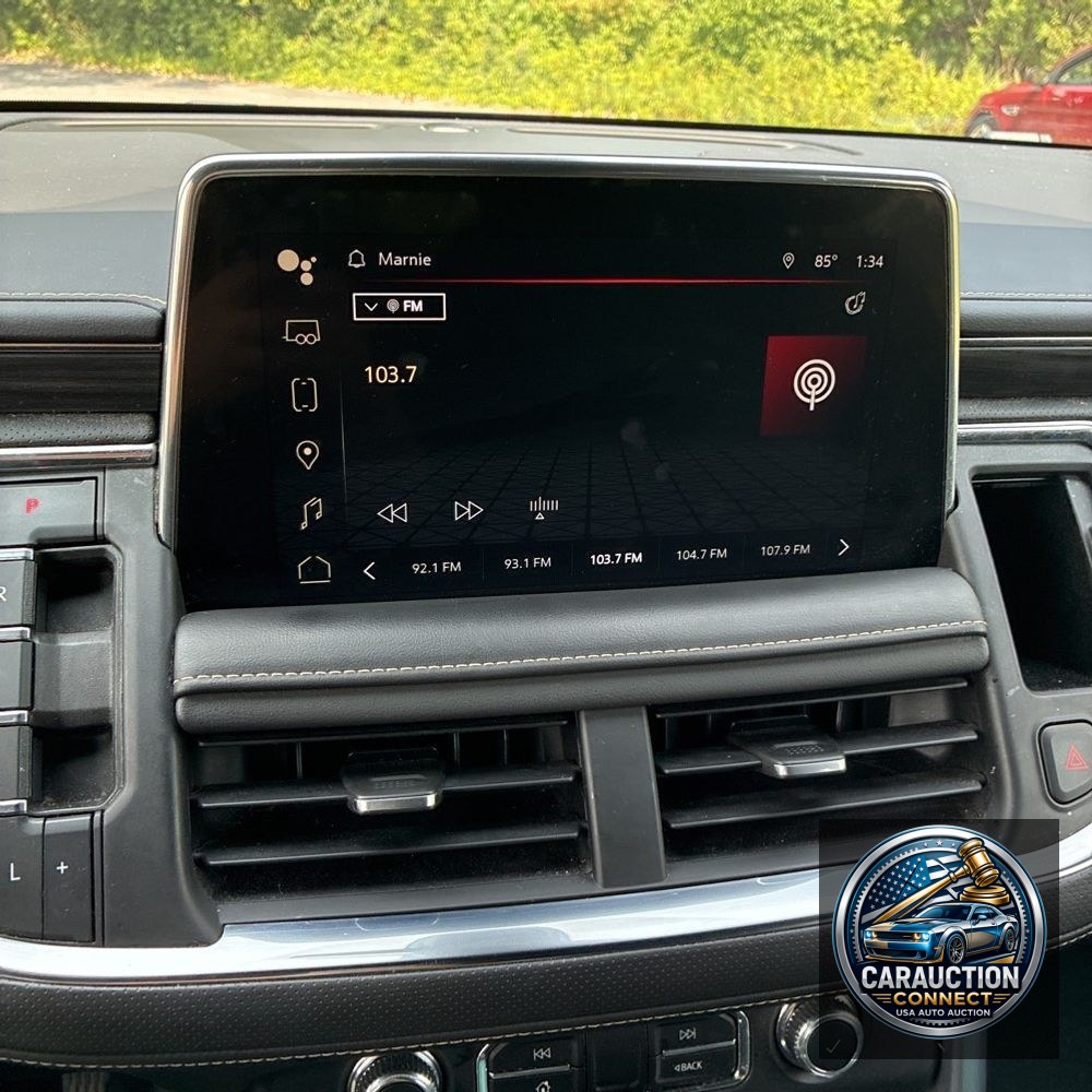 2022 GMC Yukon XL SLT