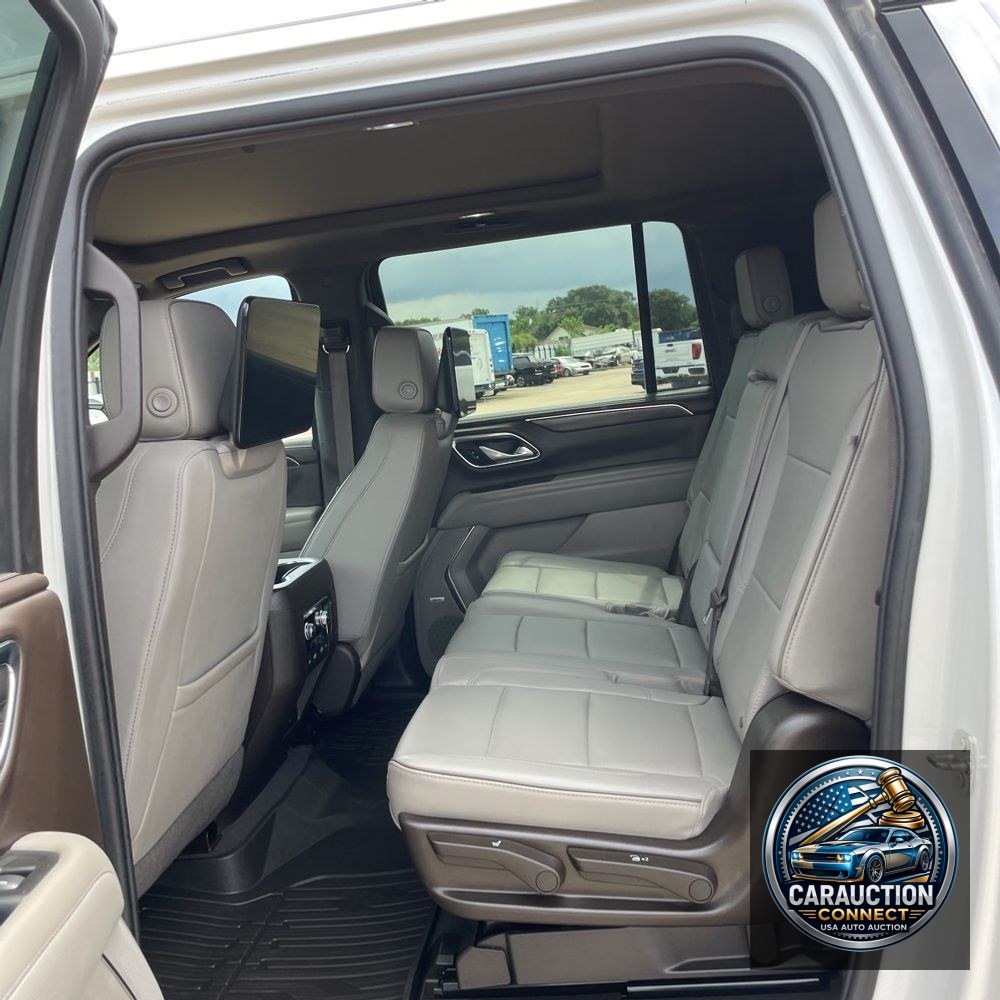 2023 GMC Yukon XL SLT