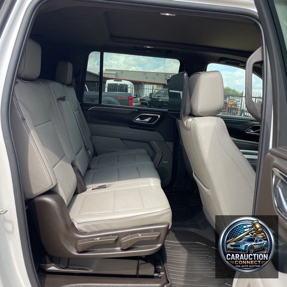 2023 GMC Yukon XL SLT