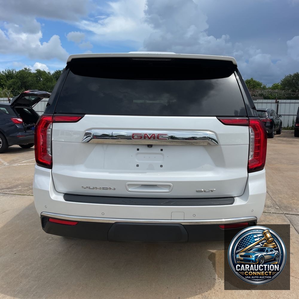 2023 GMC Yukon XL SLT