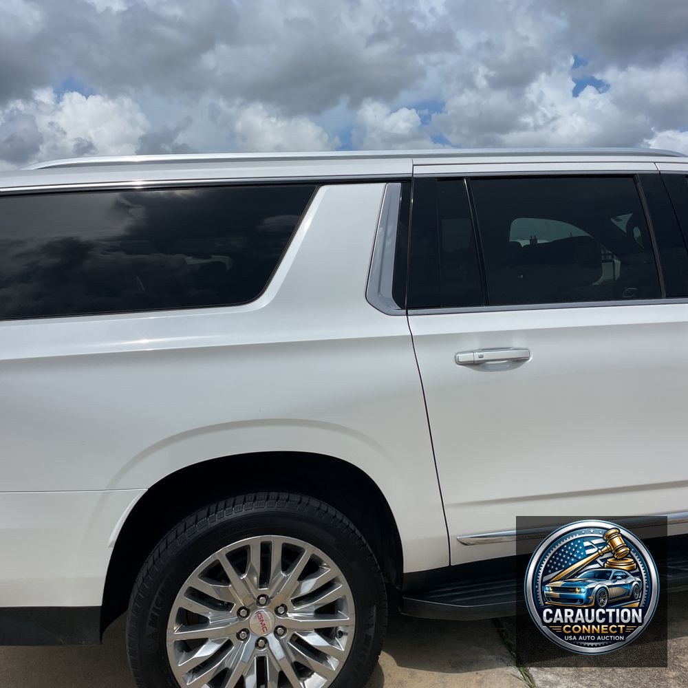 2023 GMC Yukon XL SLT