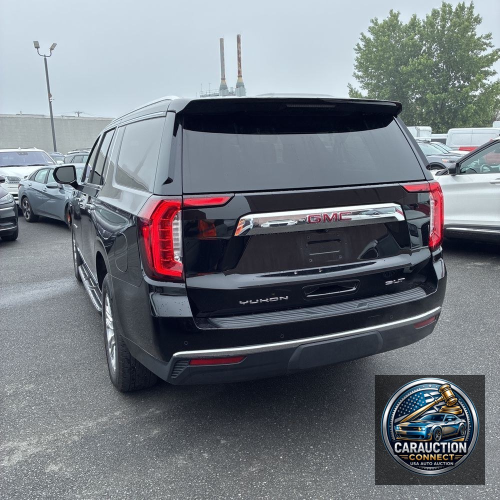 2023 GMC Yukon XL SLT