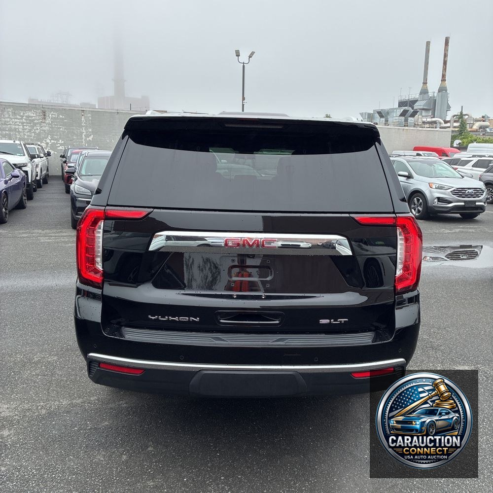 2023 GMC Yukon XL SLT