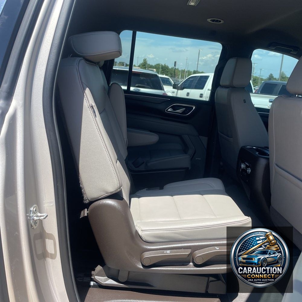 2023 GMC Yukon XL SLT