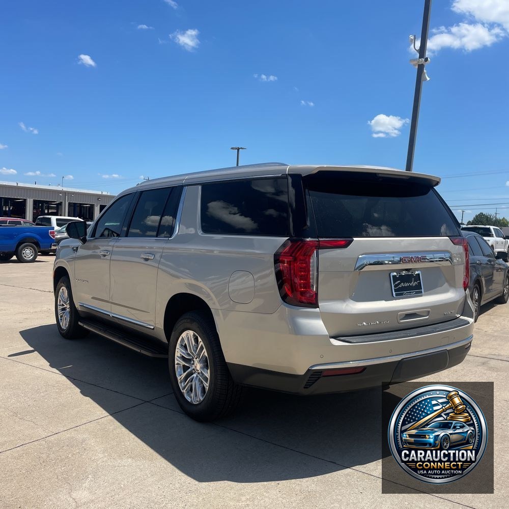 2023 GMC Yukon XL SLT