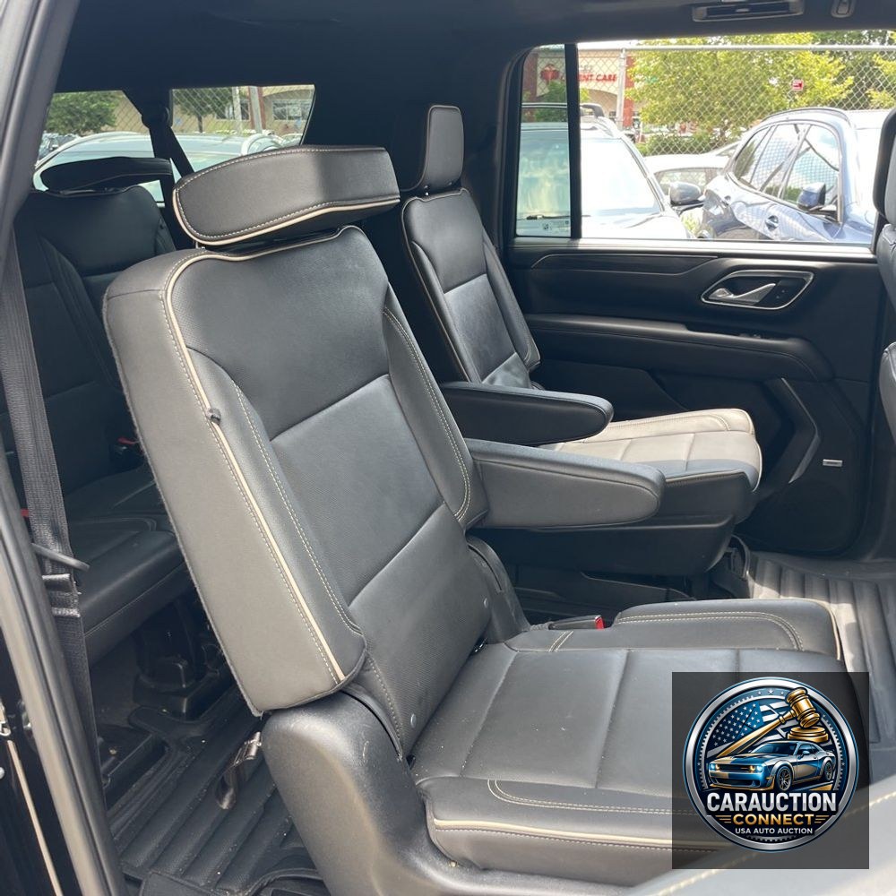 2023 GMC Yukon XL SLT