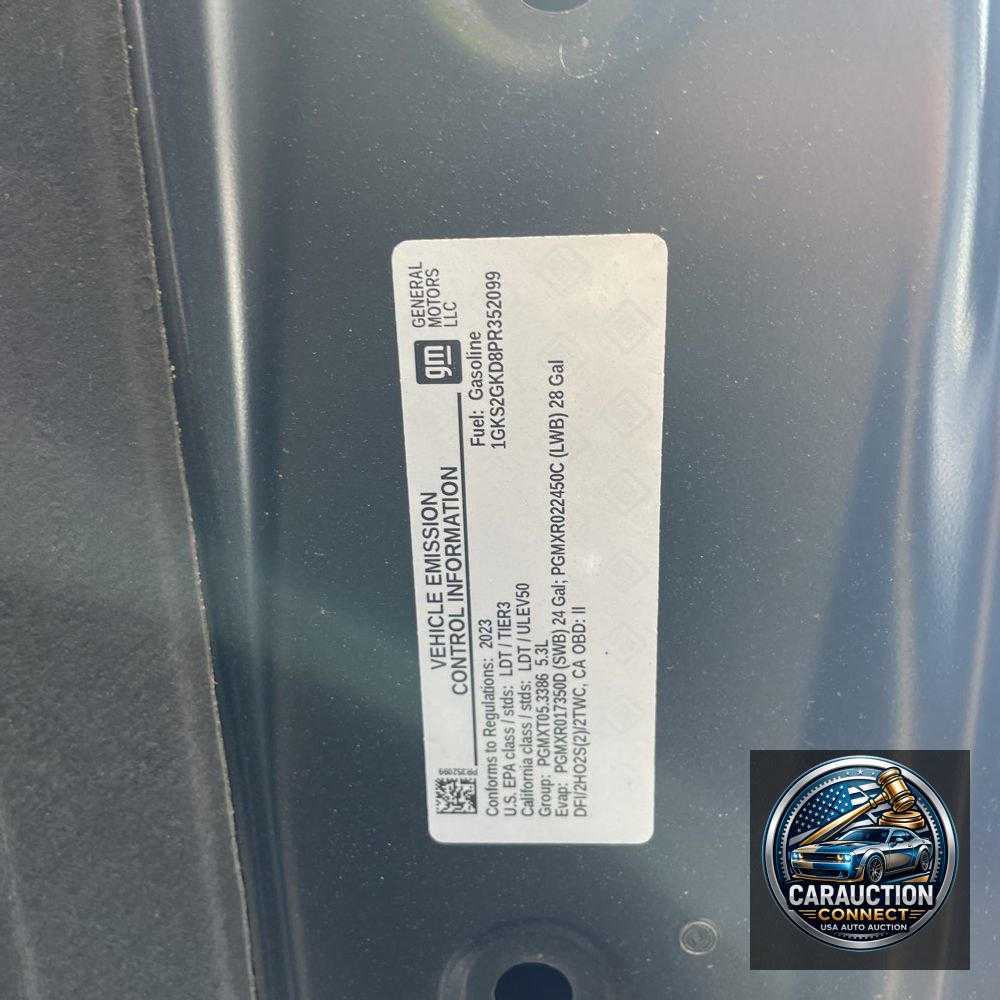 2023 GMC Yukon XL SLT