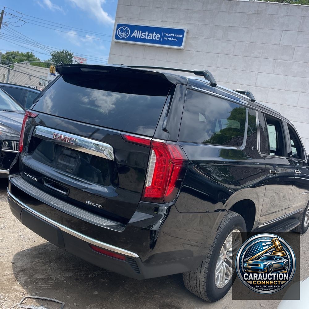 2023 GMC Yukon XL SLT
