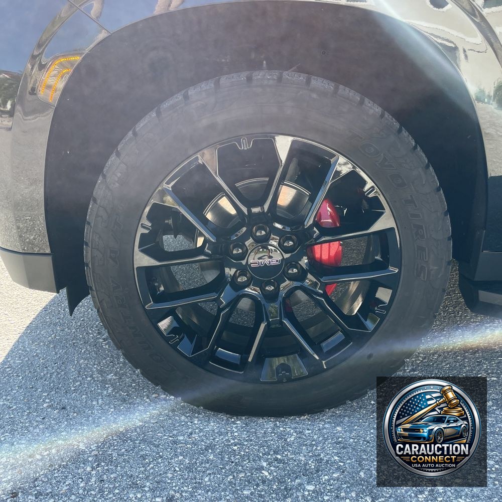 2023 GMC Yukon XL SLT