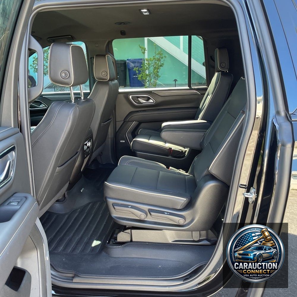 2023 GMC Yukon XL SLT