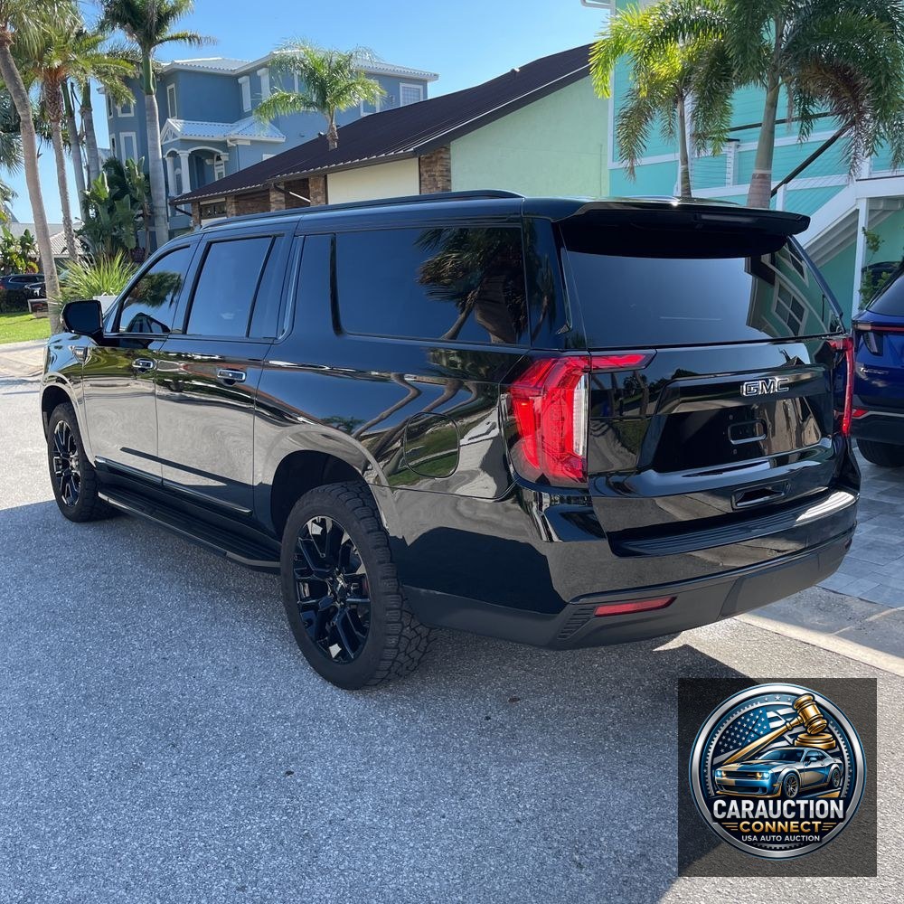 2023 GMC Yukon XL SLT