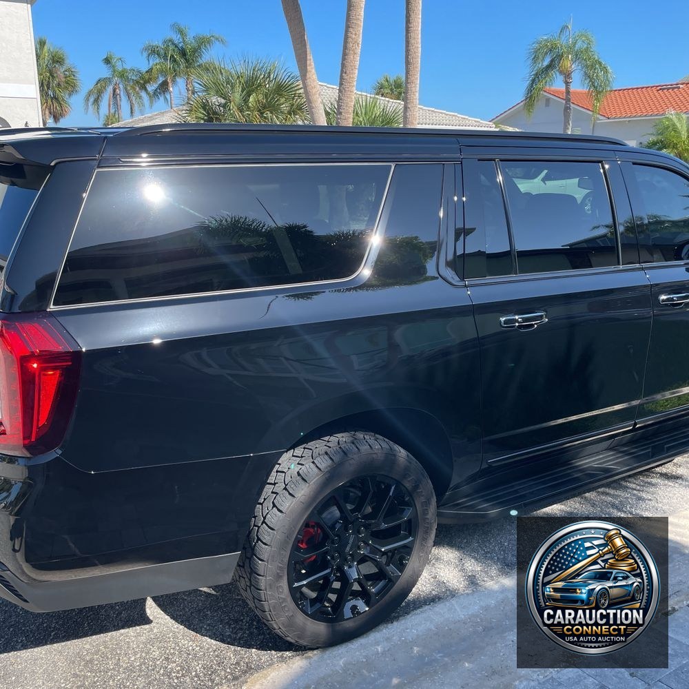 2023 GMC Yukon XL SLT