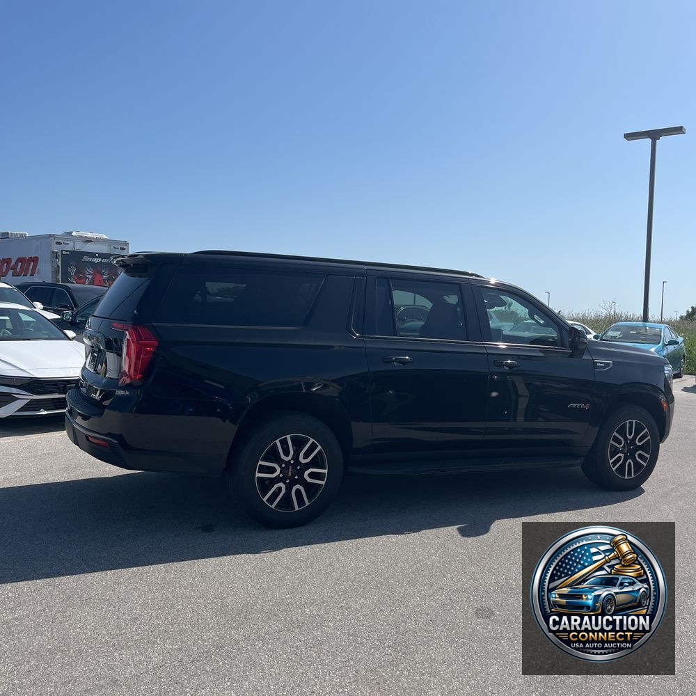 2023 GMC Yukon XL AT4