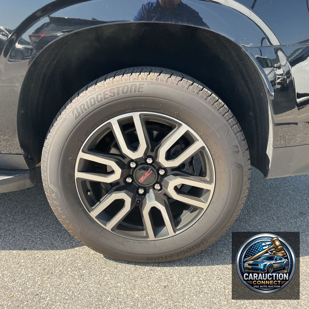 2023 GMC Yukon XL AT4