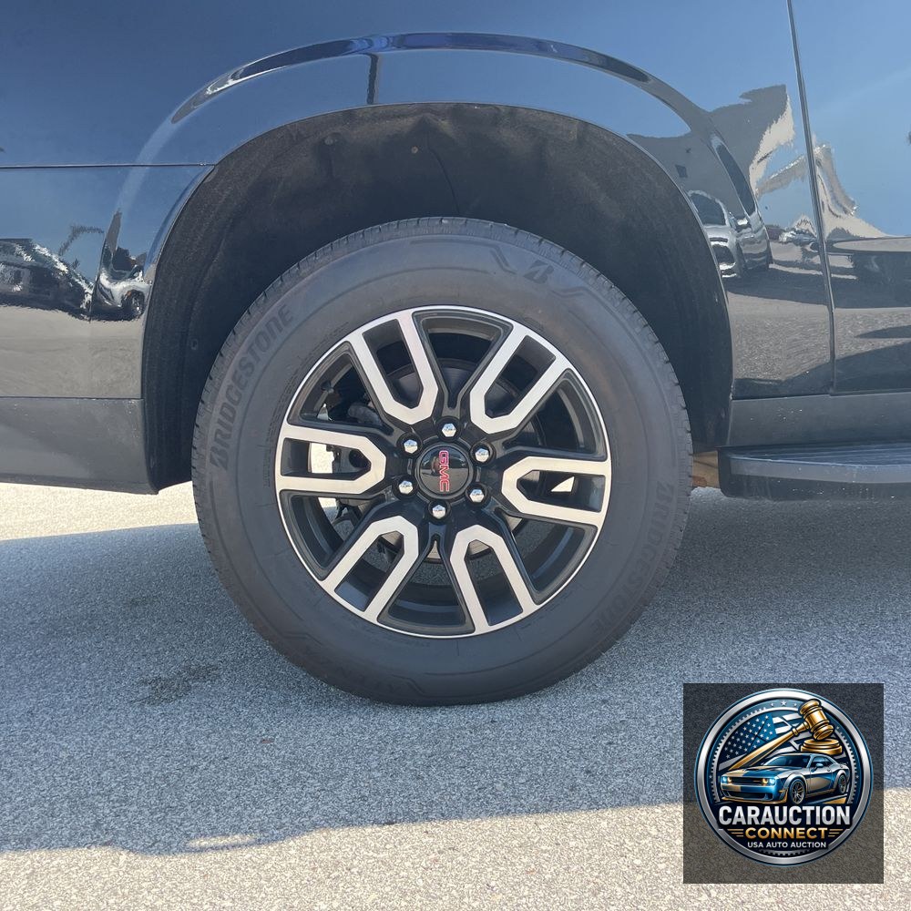 2023 GMC Yukon XL AT4