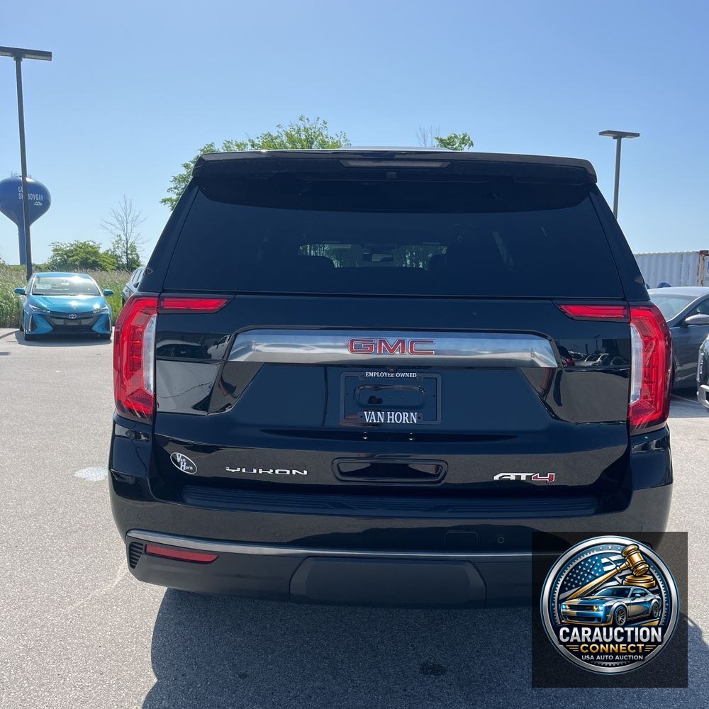 2023 GMC Yukon XL AT4