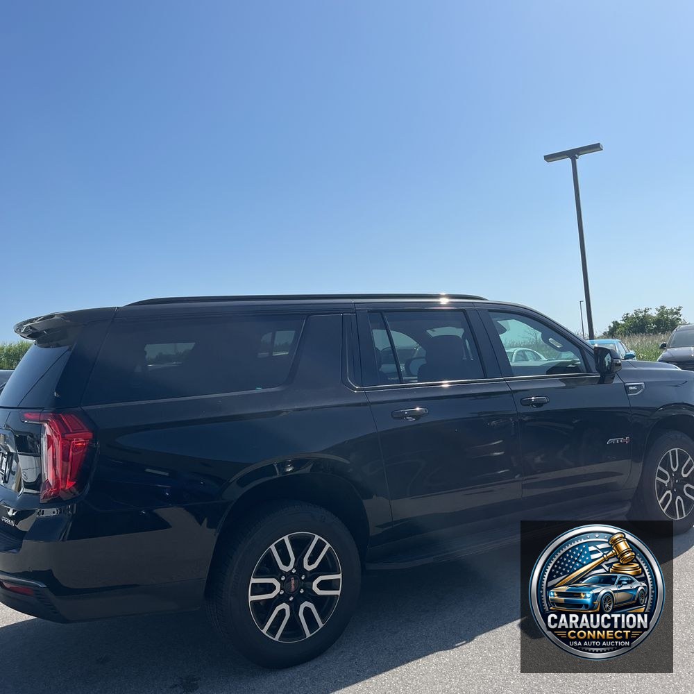 2023 GMC Yukon XL AT4