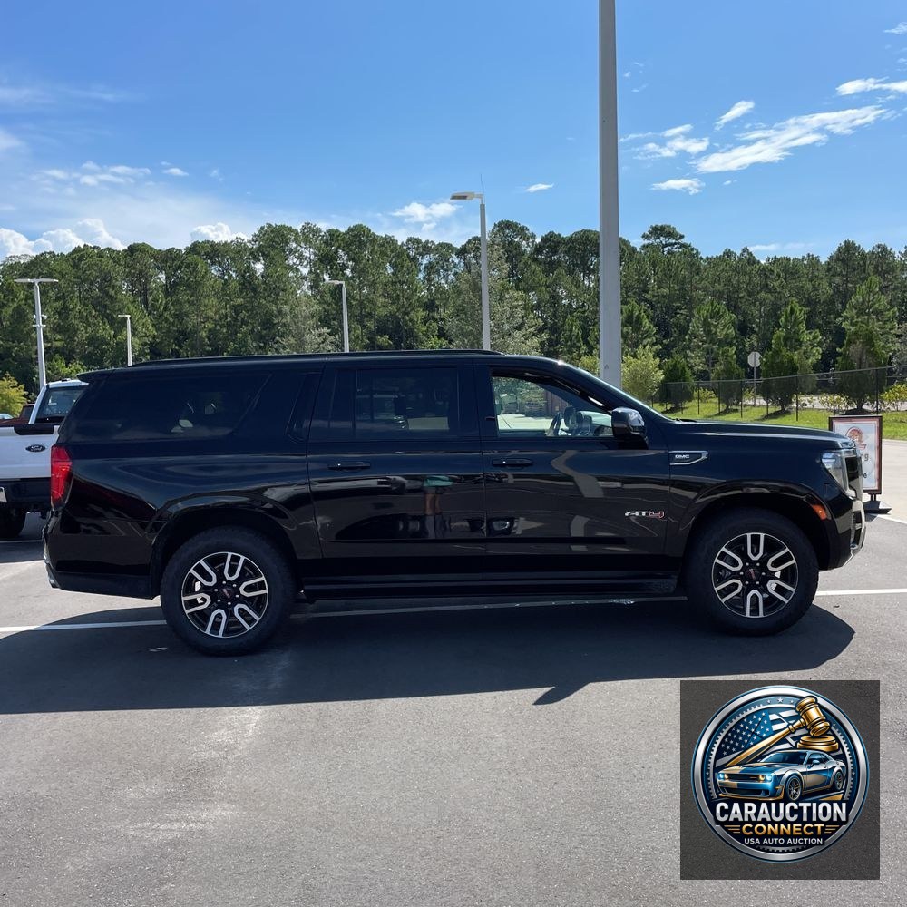 2022 GMC Yukon XL AT4