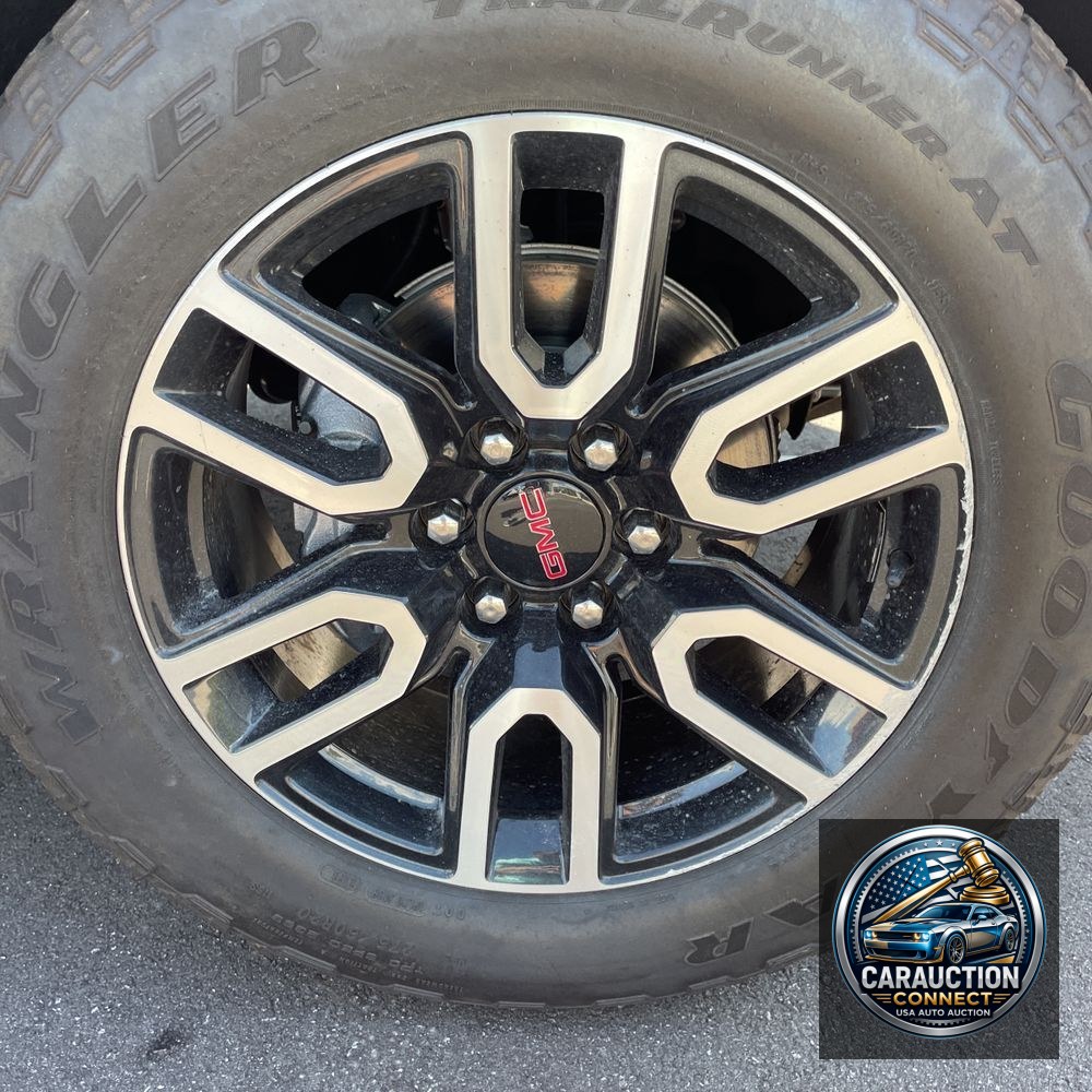 2022 GMC Yukon XL AT4