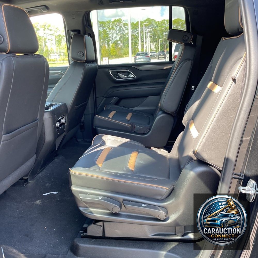 2022 GMC Yukon XL AT4