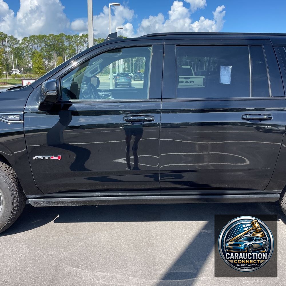 2022 GMC Yukon XL AT4