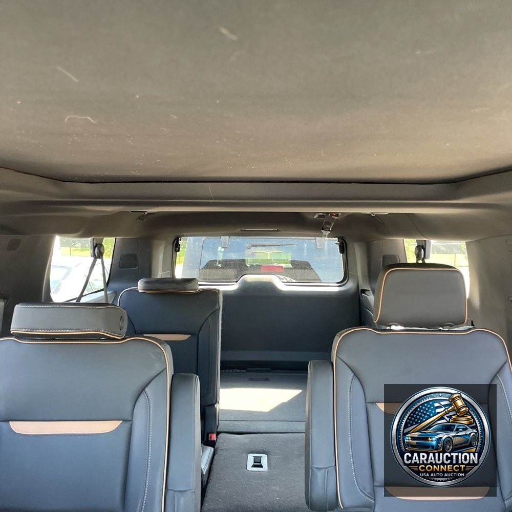 2022 GMC Yukon XL AT4