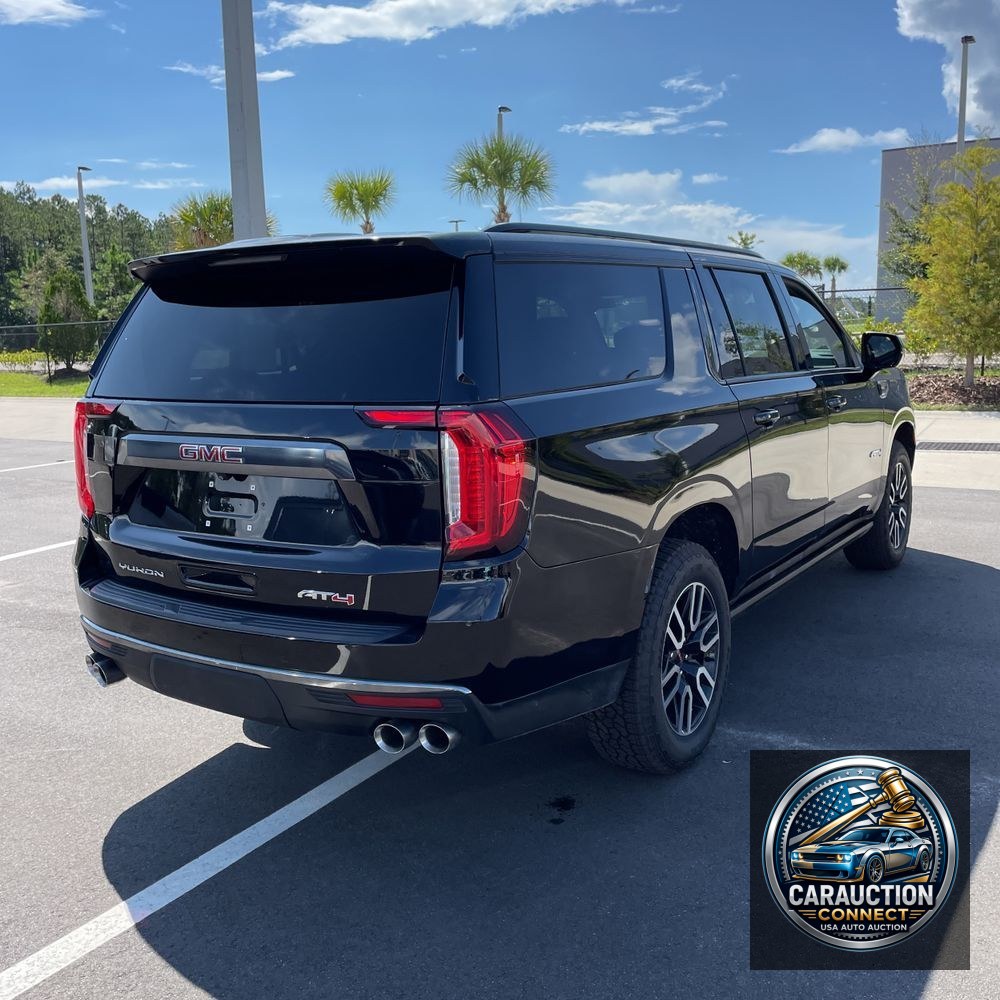 2022 GMC Yukon XL AT4