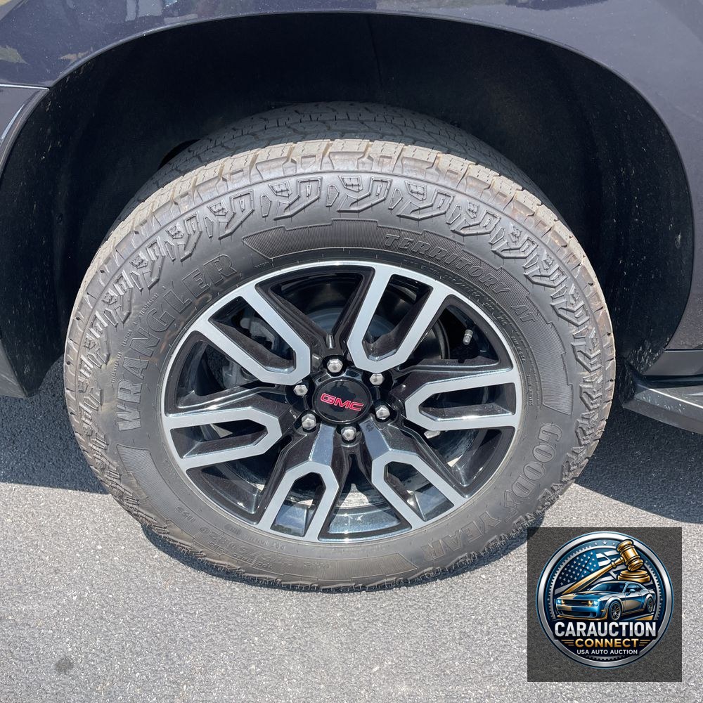 2024 GMC Yukon XL AT4