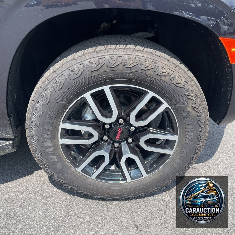 2024 GMC Yukon XL AT4