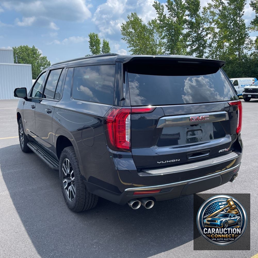 2024 GMC Yukon XL AT4