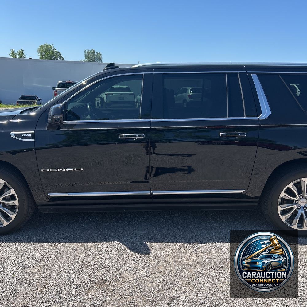 2023 GMC Yukon XL Denali