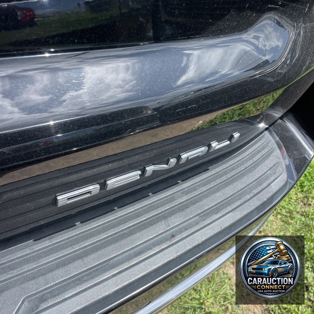 2022 GMC Yukon XL Denali