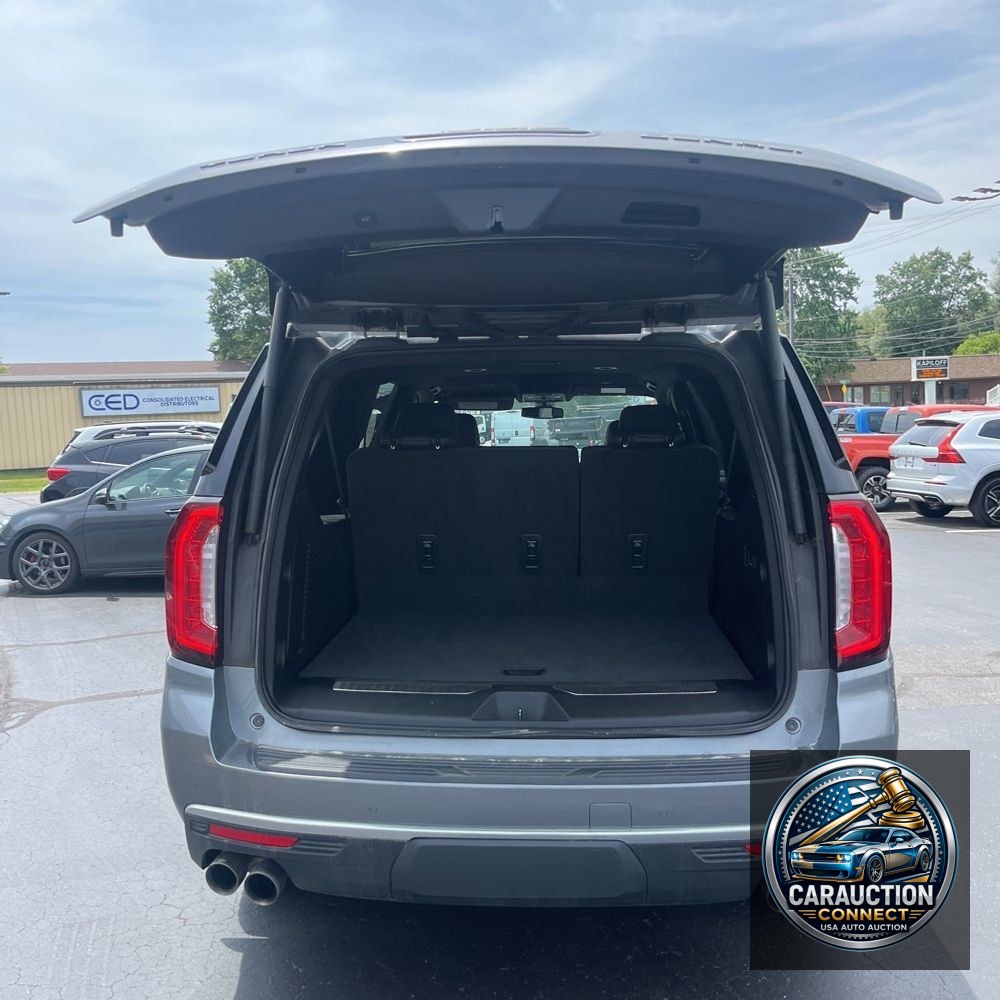 2022 GMC Yukon XL Denali