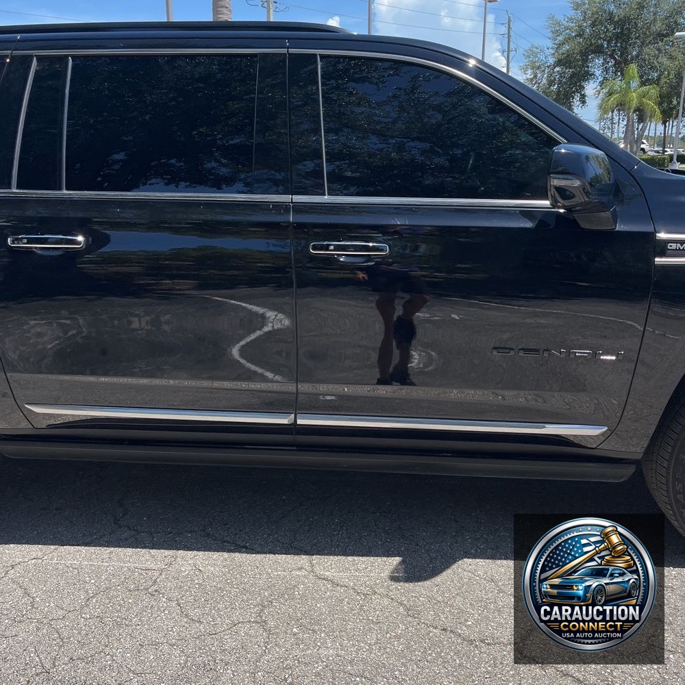 2023 GMC Yukon XL Denali