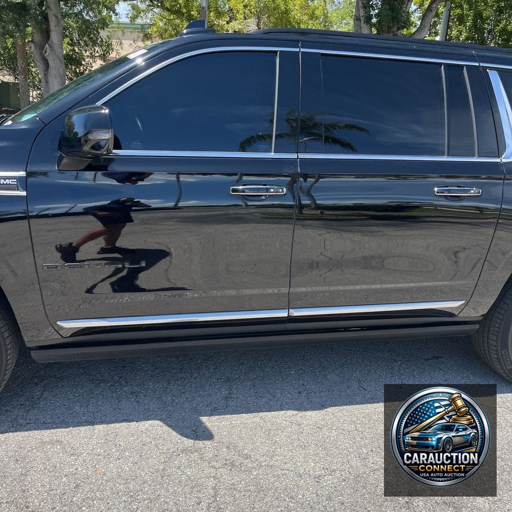 2023 GMC Yukon XL Denali