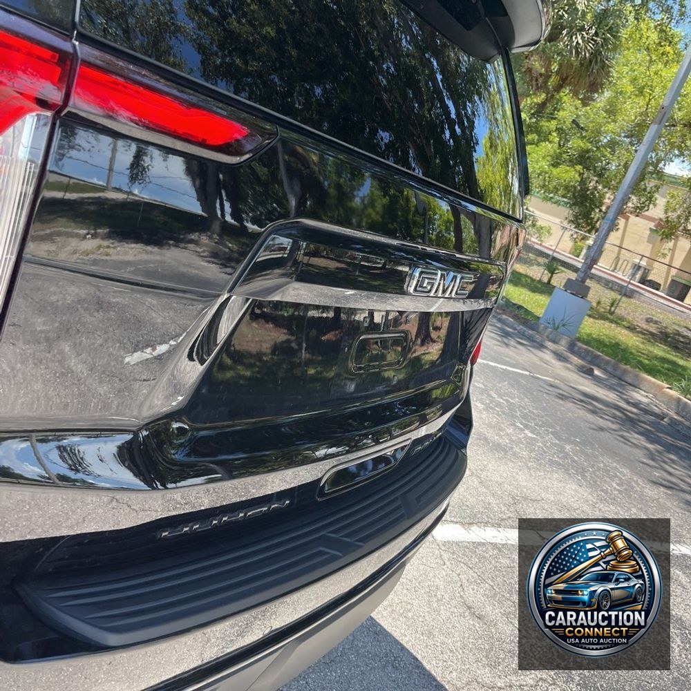 2023 GMC Yukon XL Denali