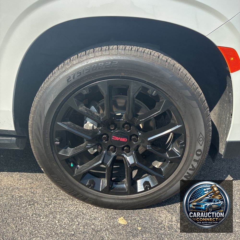2023 GMC Yukon XL Denali