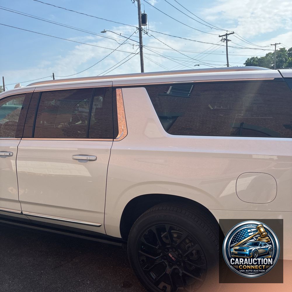 2023 GMC Yukon XL Denali