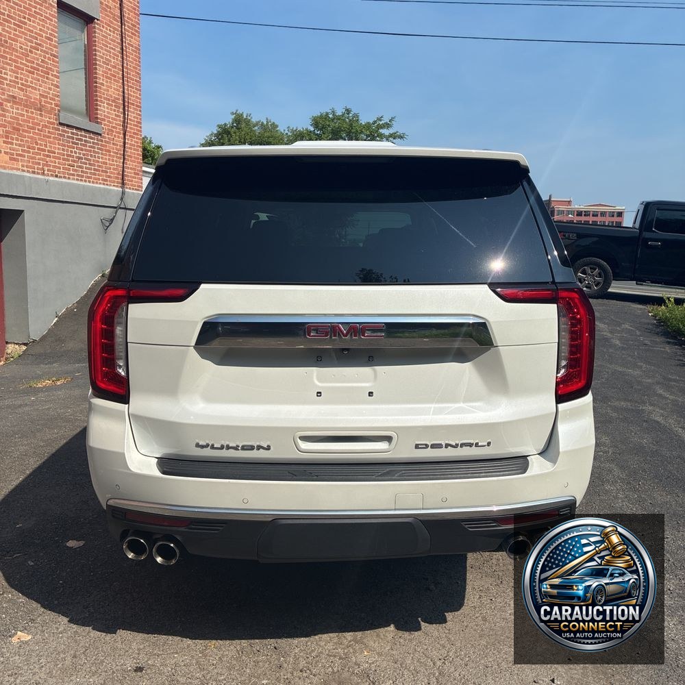 2023 GMC Yukon XL Denali