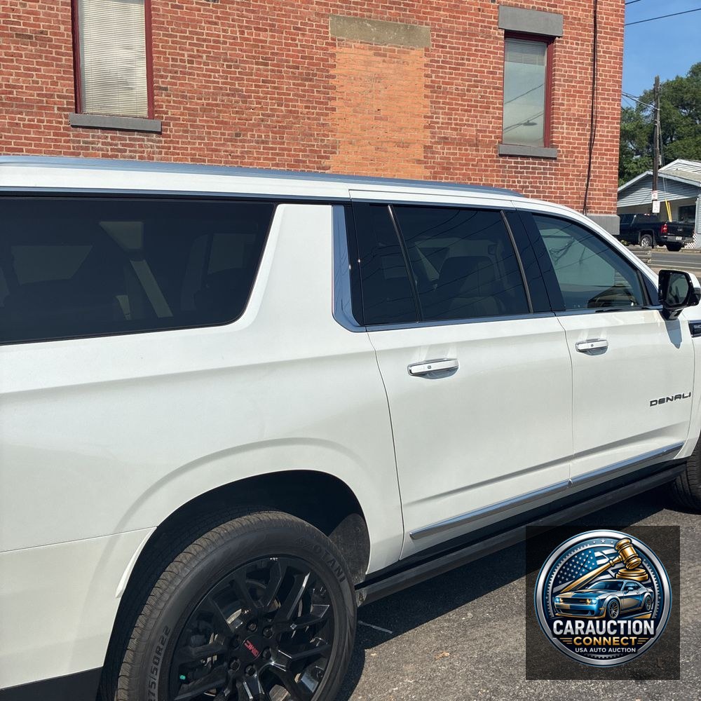 2023 GMC Yukon XL Denali
