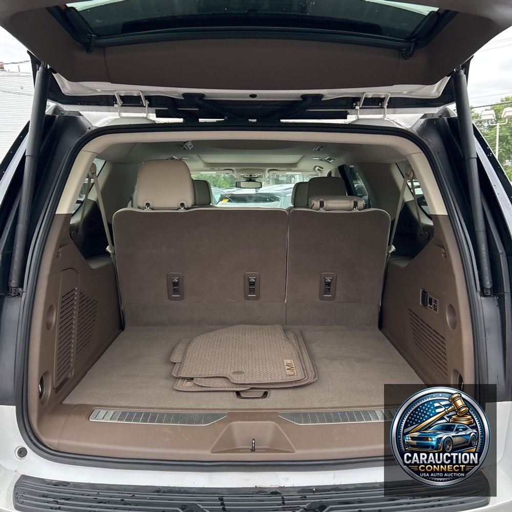 2022 GMC Yukon XL Denali
