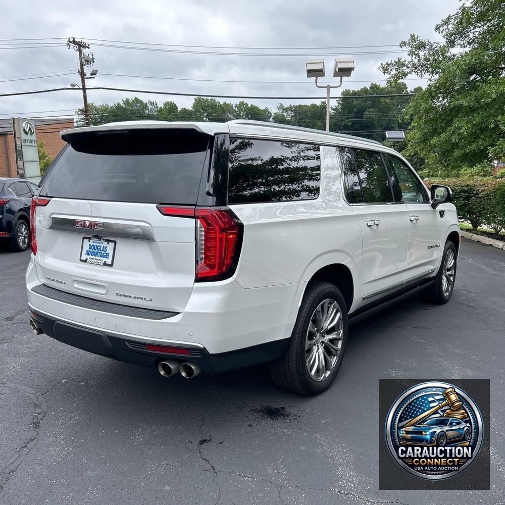 2022 GMC Yukon XL Denali