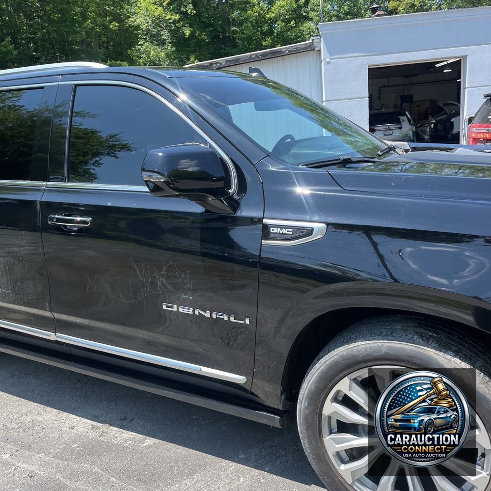 2022 GMC Yukon XL Denali