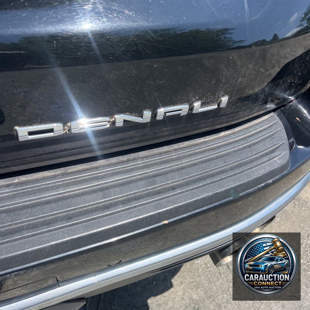 2022 GMC Yukon XL Denali
