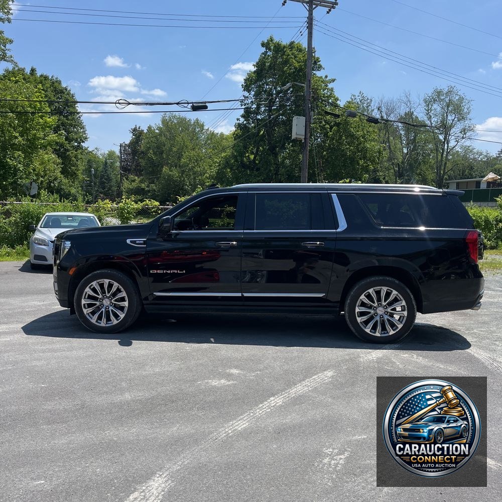 2022 GMC Yukon XL Denali